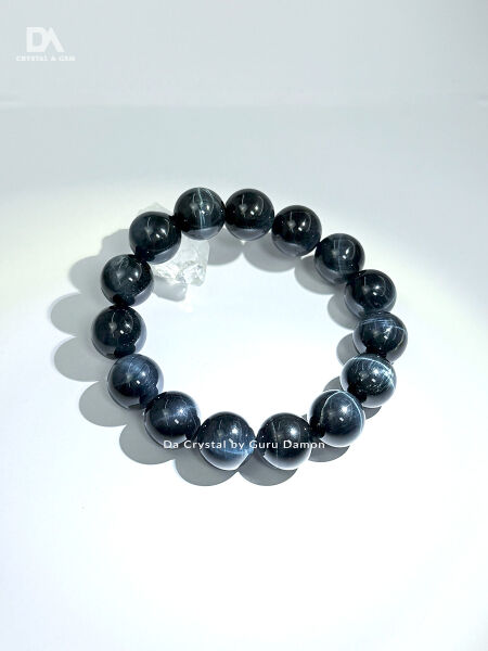 Blue Tiger Eye Crystal Bracelet for daily wear.