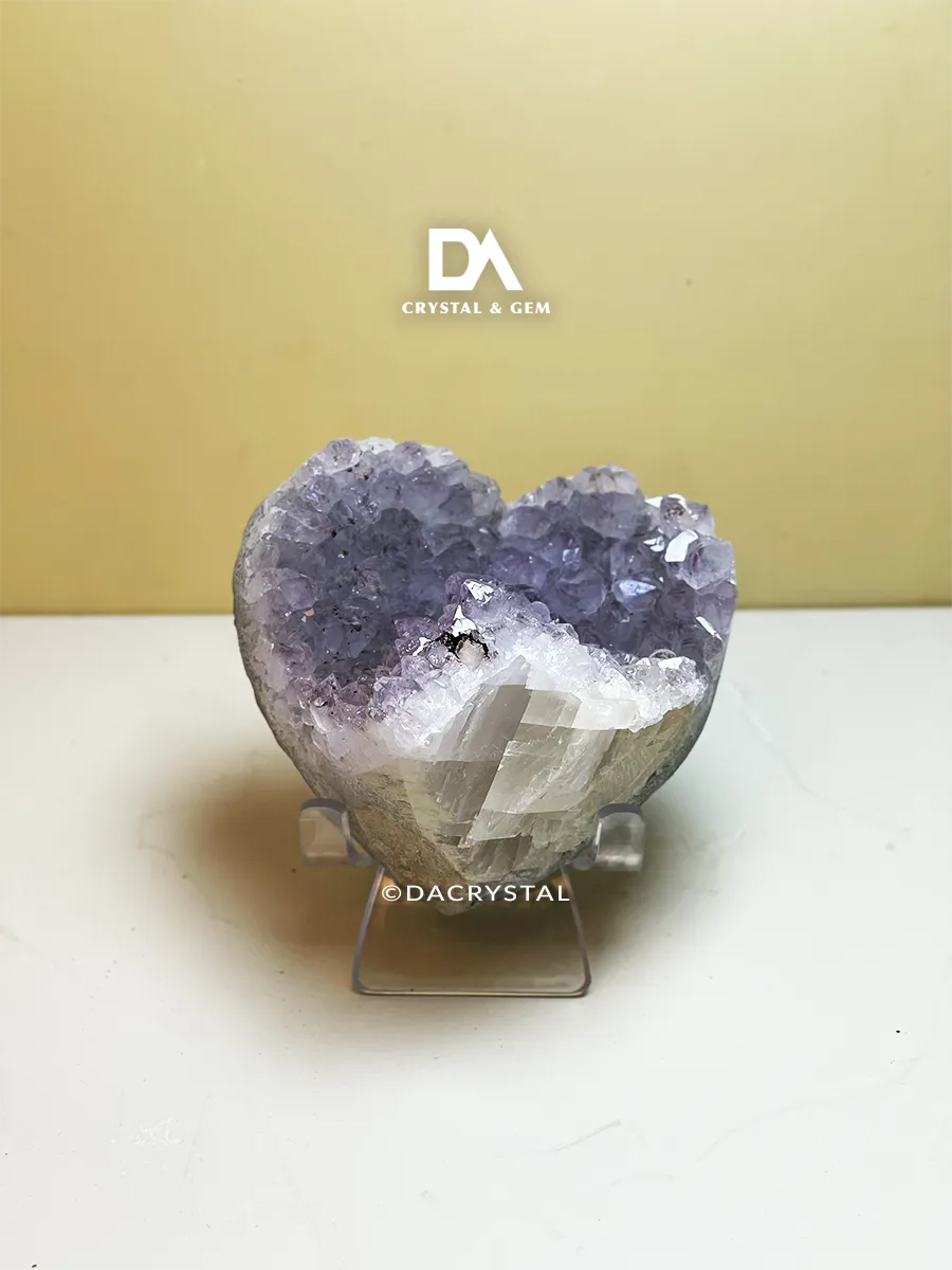 Heart Shaped Quartz (C11)